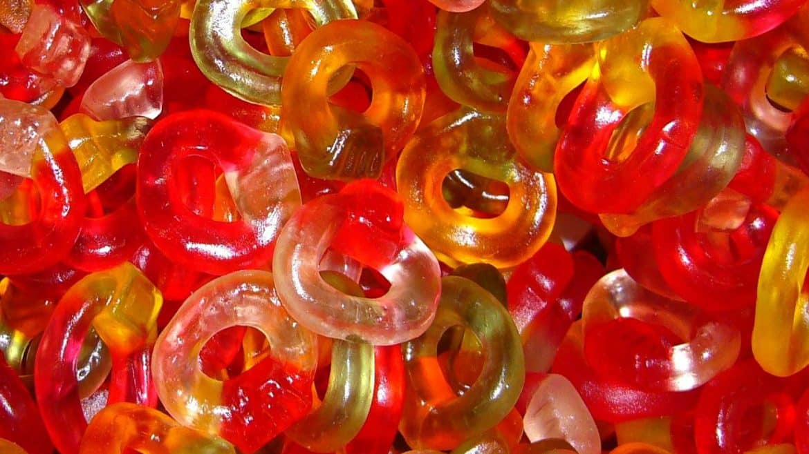 Pourquoi offre-t-on des bonbons à Halloween ?